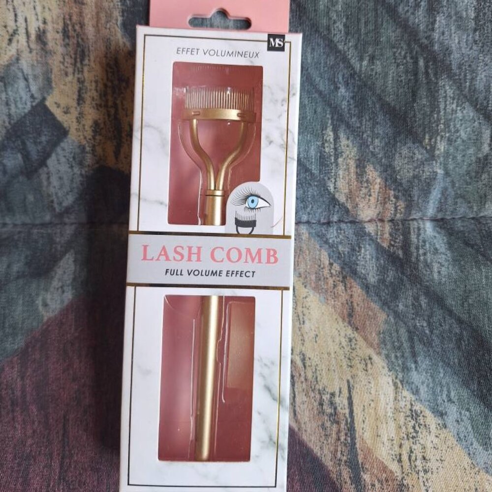 👁✨ Gold Lash Comb – Volumizing Lash Tool (BNIB)